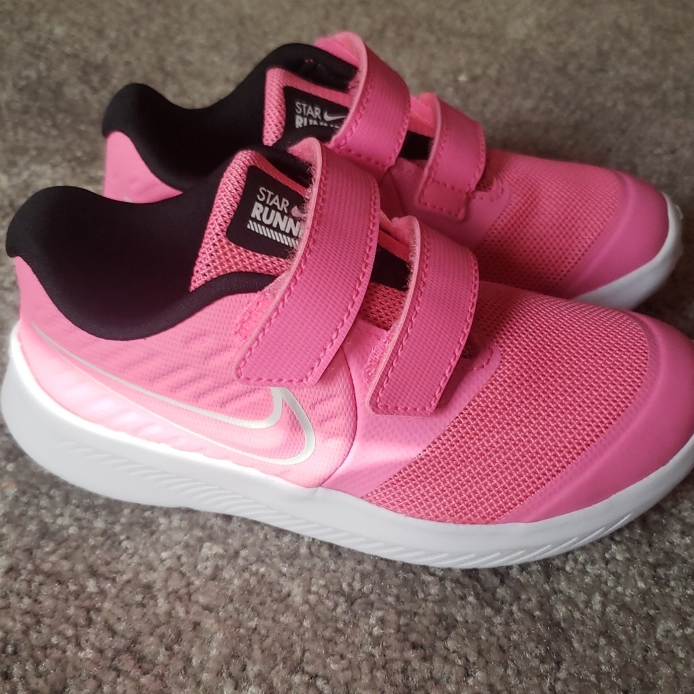 Nike toddler shoes
